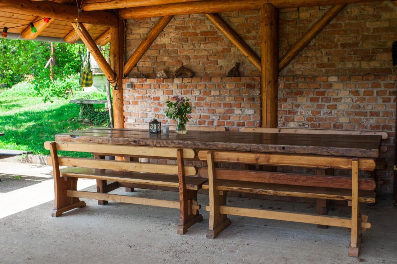 Na Okic - A Private Forest Oasis Sveti Martin pod Okicem Екстериор снимка
