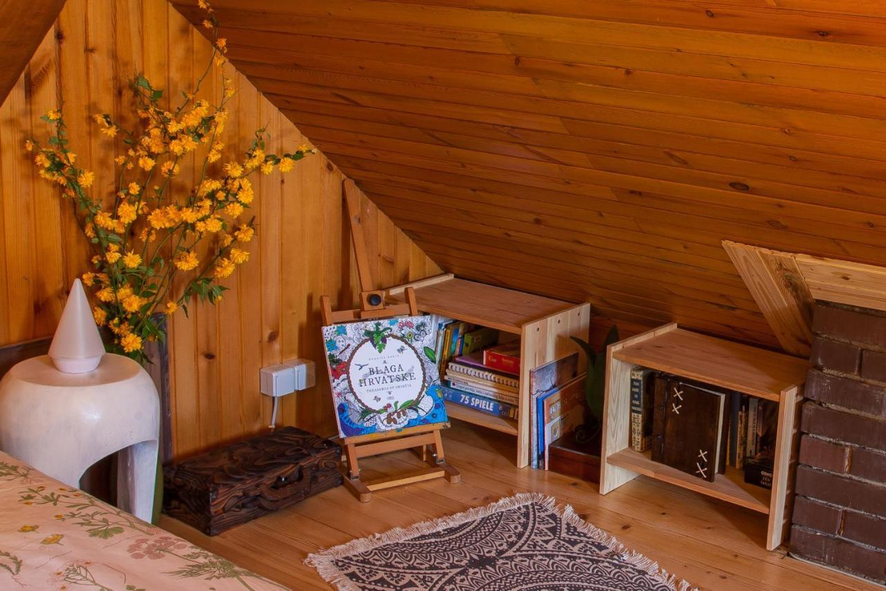 Na Okic - A Private Forest Oasis Sveti Martin pod Okicem Екстериор снимка